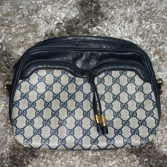 Gucci bag - Picture 1 of 11